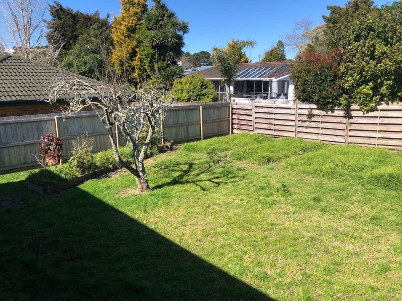 7 Cutler Street, New Lynn, Auckland - Carousel 19
