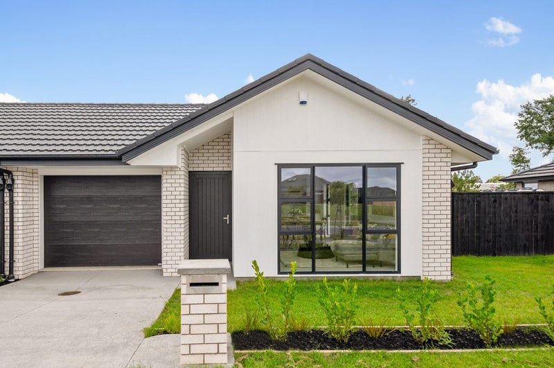 78 Metoriti Crescent, Karaka, Papakura - Carousel 2