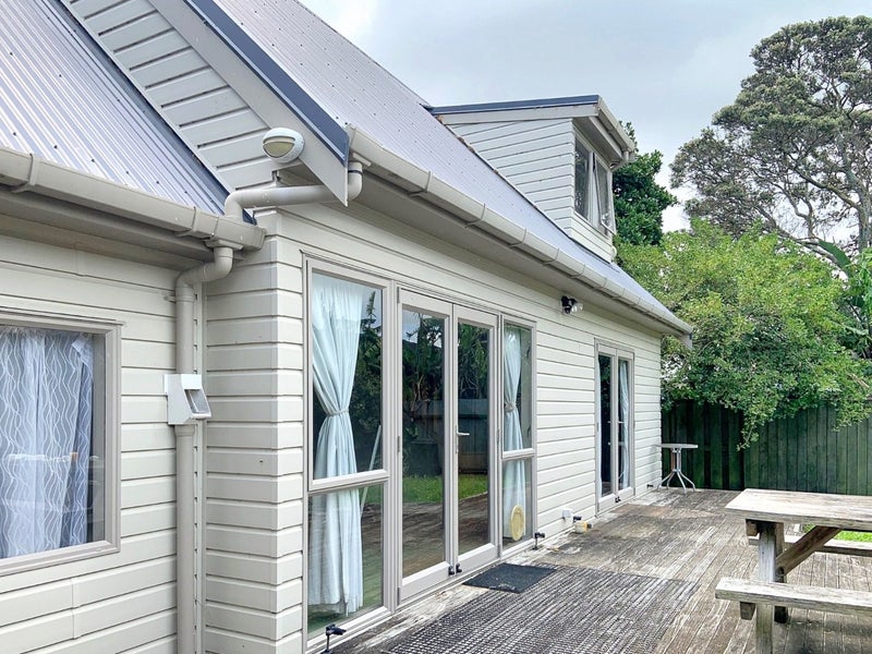 15 Lloyd George Road, Wainui, Gisborne - Carousel 1