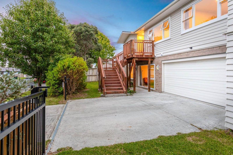 111 Colwill Road, Massey, Auckland - Carousel 2