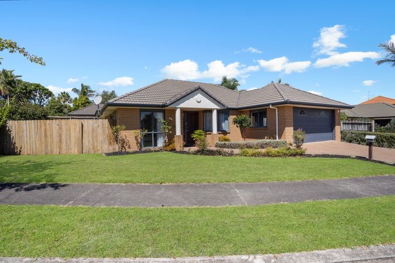 11 Nad Place, East Tamaki Heights, Auckland - Carousel 1