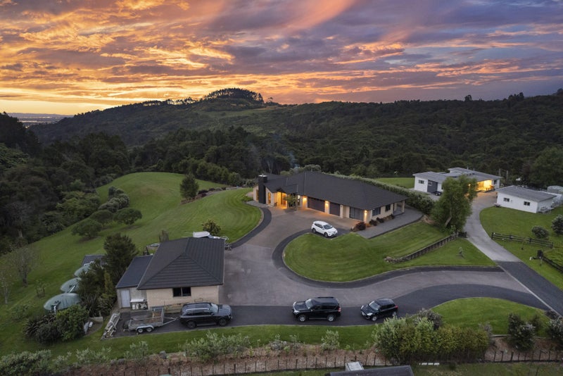 74 Judge Richardson Drive, Papakura - Carousel 2