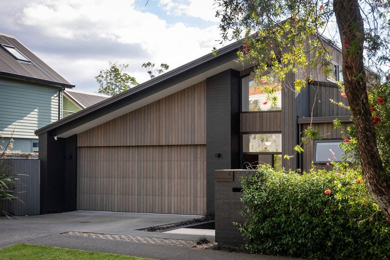 4 Norgrove Avenue, Mount Albert, Auckland - Carousel 1