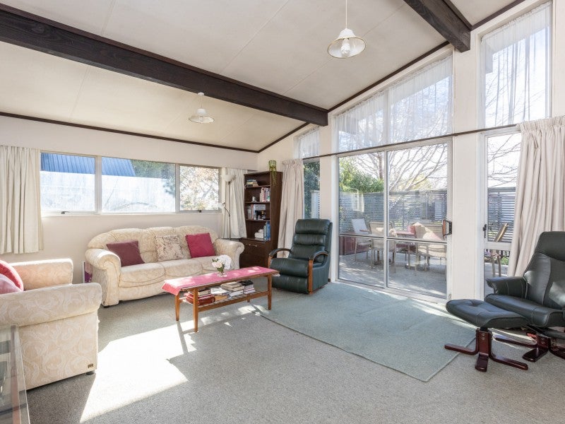 22 Dundee Drive, Flaxmere, Hastings - Carousel 2