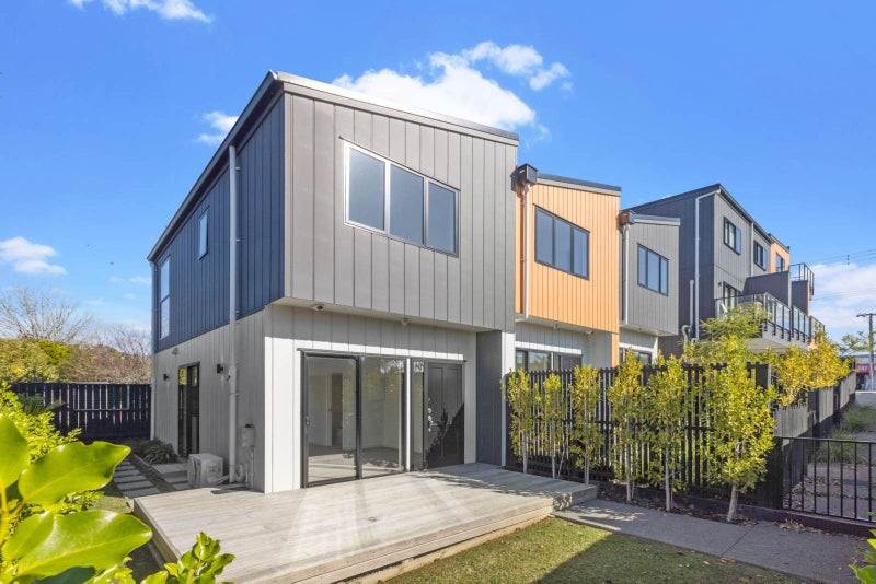 329F Rangatira Road, Beach Haven, Auckland - Carousel 2