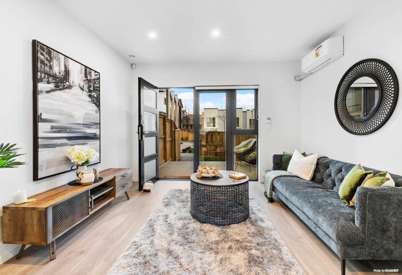 36/36 Westgate Drive, Westgate, Auckland - Carousel 1