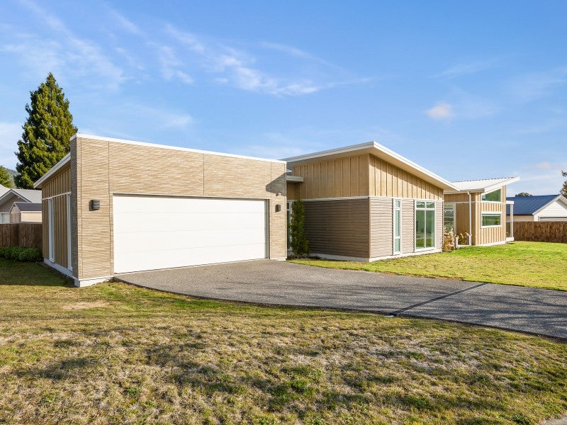 3 Nursery Lane, Kinloch, Taupō - Carousel 2