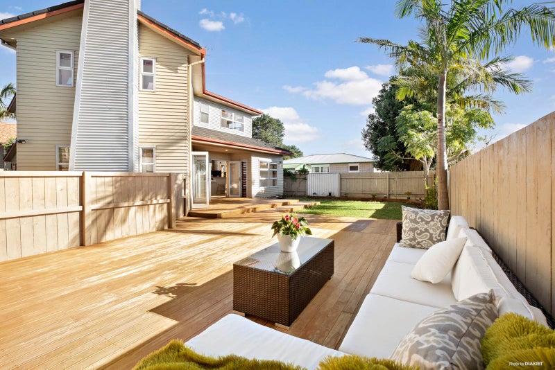 23 Farquhar Road, Glendene, Auckland - Carousel 2