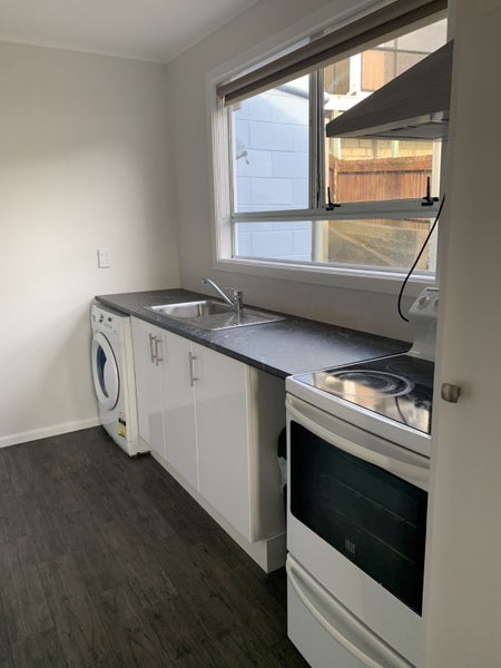 3 Bella Grove, Naenae, Lower Hutt - Carousel 1