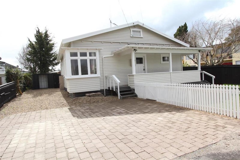 15 Stanley Street, Claudelands, Hamilton - Carousel 2