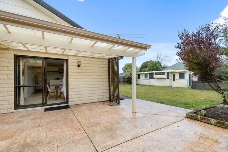 126 Royal Park Drive, Parklands, Christchurch - Carousel 12
