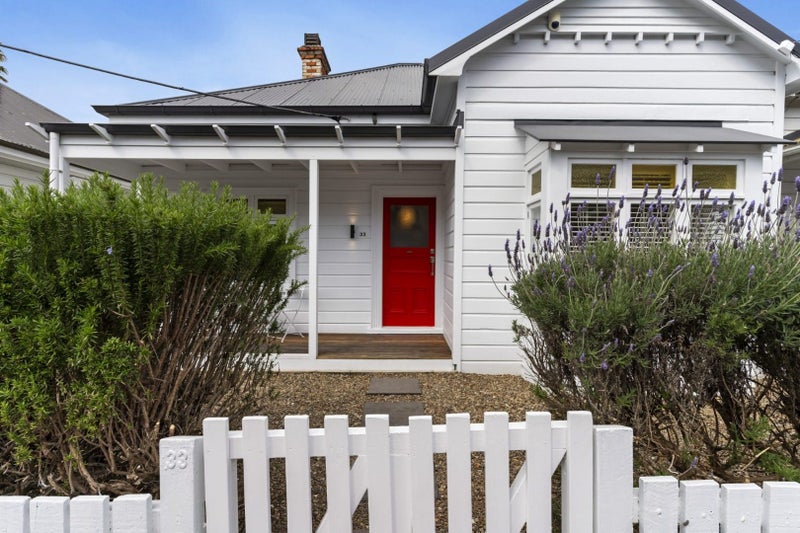 33 Seafield View Road, Grafton, Auckland - Carousel 1