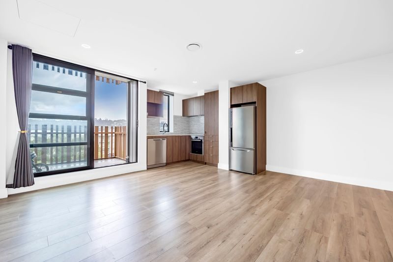 204/22 Library Lane, Albany, Auckland - Carousel 1