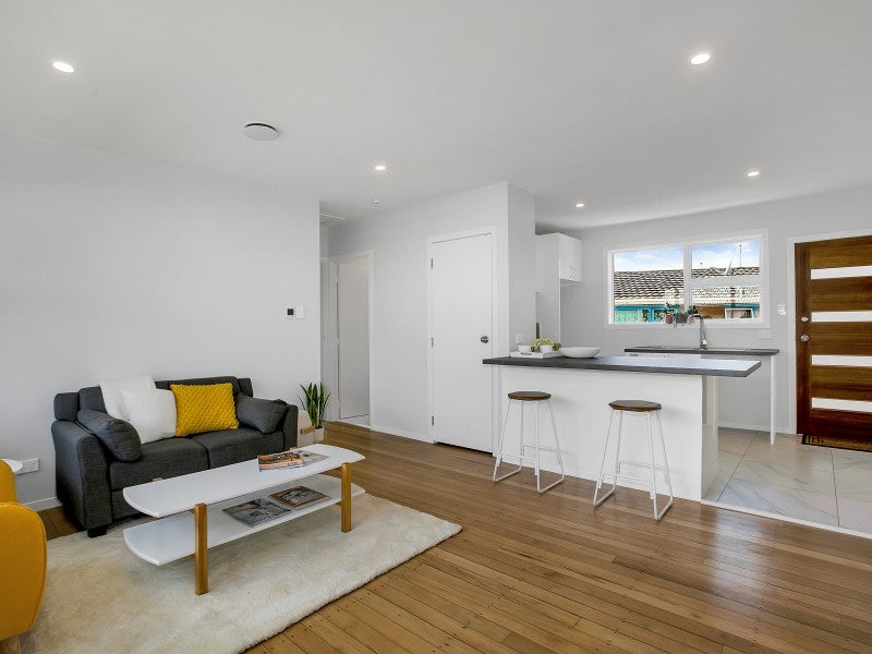 3/0 Mangere Road, Otahuhu, Auckland - Carousel 1