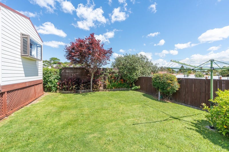 36 Challinor Street, Pukete, Hamilton - Carousel 34