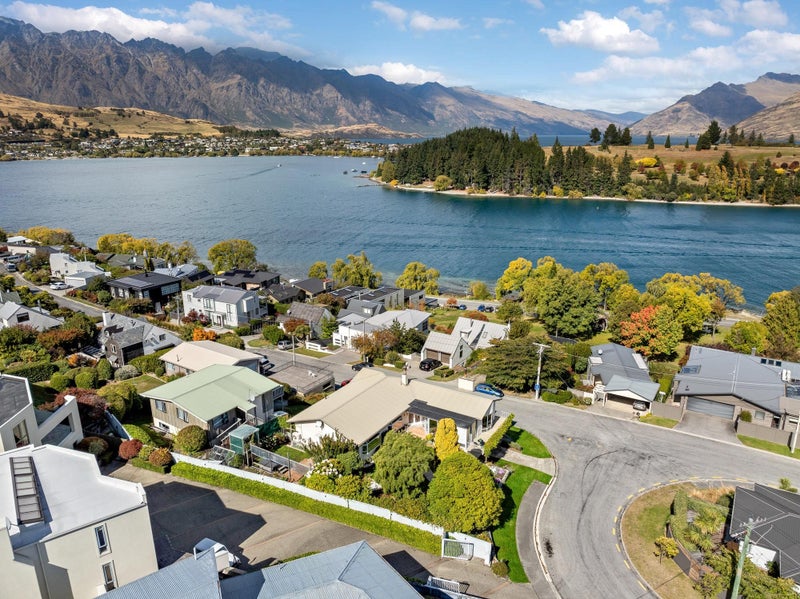 19 Veint Crescent, Queenstown, Queenstown - Carousel 21