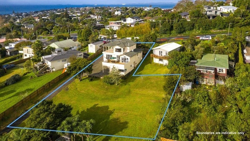 121 Browns Bay Road, Browns Bay, Auckland - Carousel 1