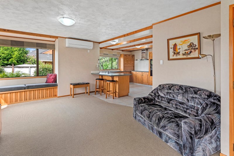 19 Augusta Place, Kamo, Whangarei - Carousel 35