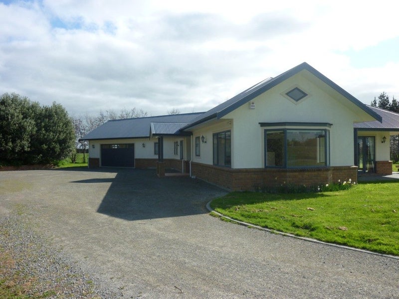 609 Rangitikei Line, Cloverlea, Palmerston North - Carousel 2