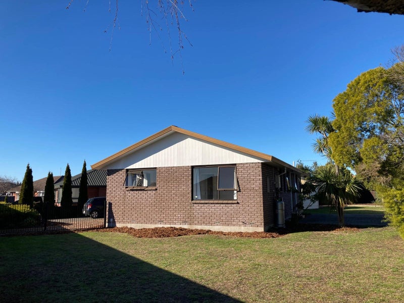 2 Giles Place, Shirley, Christchurch - Carousel 13