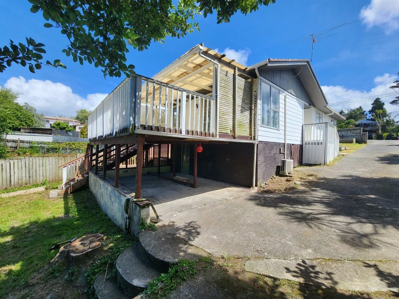 22 Parrs Cross Road, Henderson, Auckland - Carousel 1