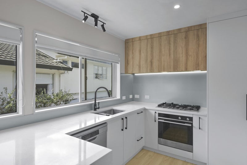 2/3 Mably Court, Stanmore Bay, Whangaparāoa - Carousel 2