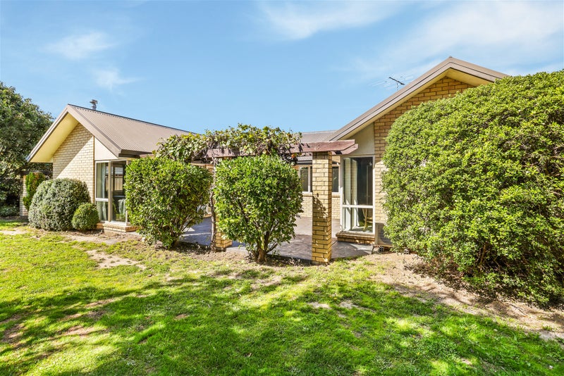 22 Wendy Place, Heathcote Valley, Christchurch - Carousel 12