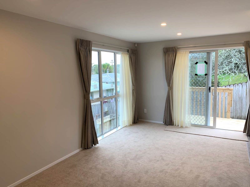 59 Mary Dreaver Street, New Windsor, Auckland - Carousel 2