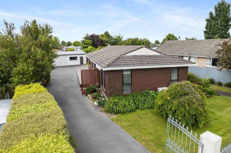 23 Momorangi Crescent, Redwood, Christchurch - Carousel 2