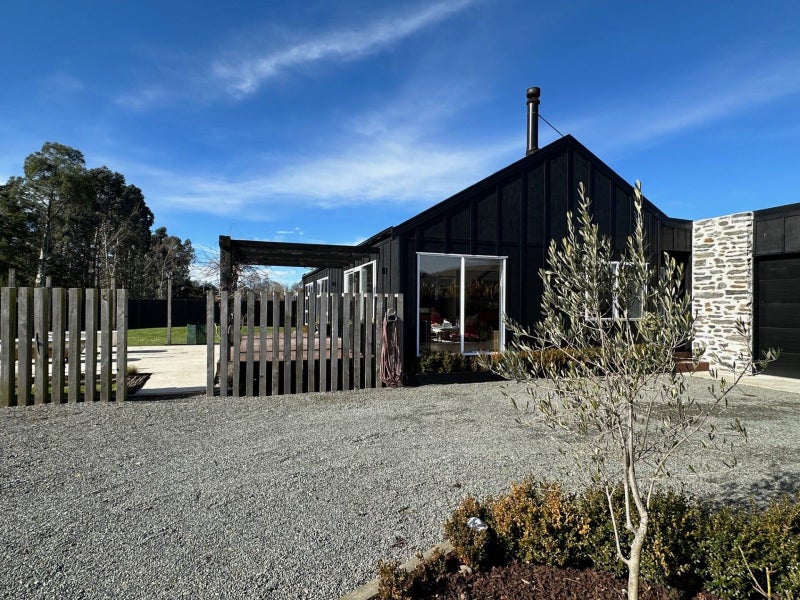 9E Union Street, Winton, Winton - Carousel 20