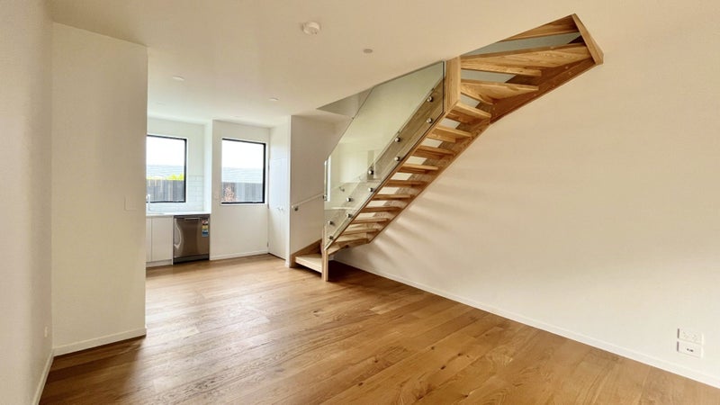 22/82 East Coast Road, Milford, Auckland - Carousel 2