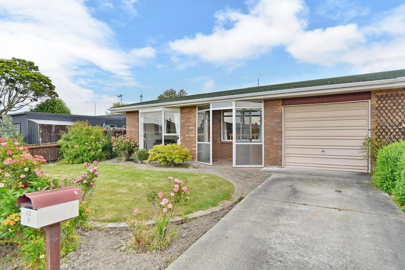 2/9 Chilton Drive, Mairehau, Christchurch - Carousel 1