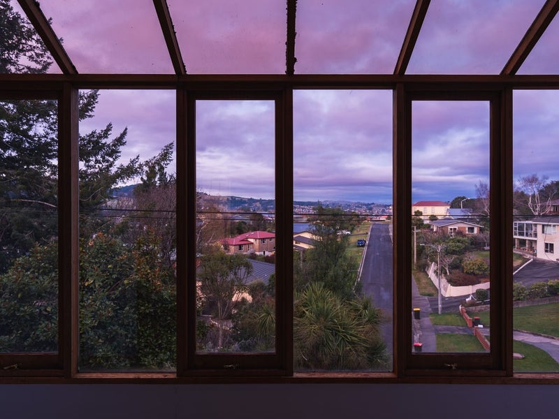 15 Coach Road, Fairfield, Dunedin - Carousel 2