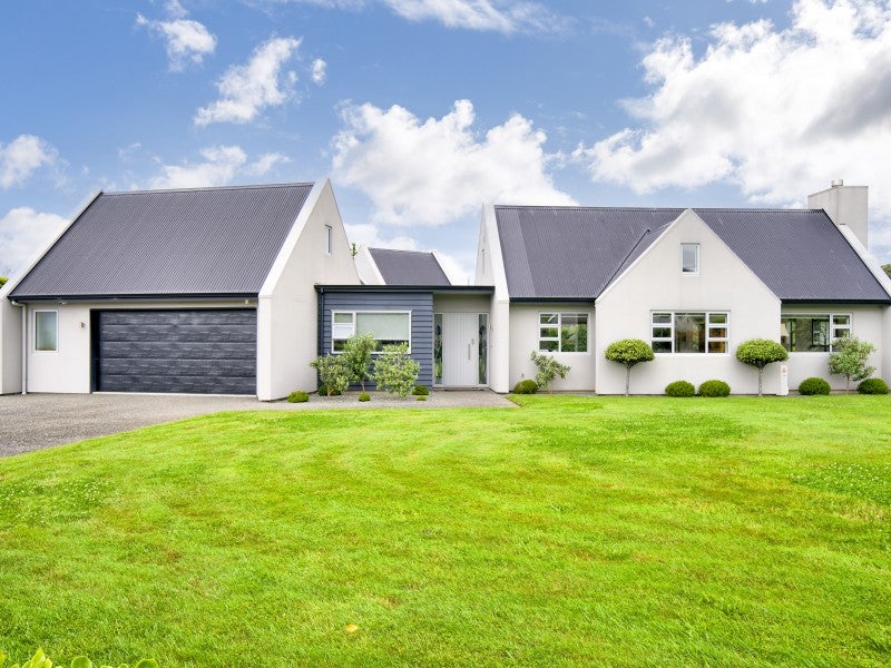 71 Kirton Drive, Riverstone Terraces, Upper Hutt - Carousel 2