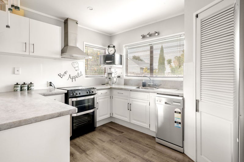 197 Grandview Road, Nawton, Hamilton - Carousel 2