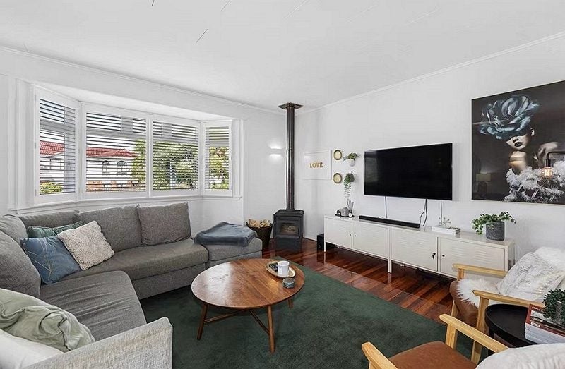 29 Louvain Avenue, Mount Roskill, Auckland - Carousel 2