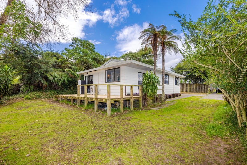 6A Manor Place, Bader, Hamilton - Carousel 1