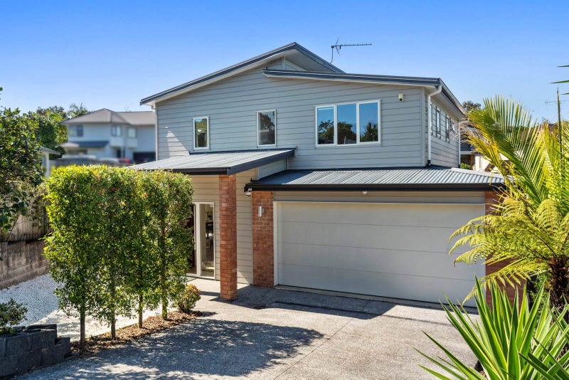 27A Lyford Crescent, Sunnynook, Auckland - Carousel 1
