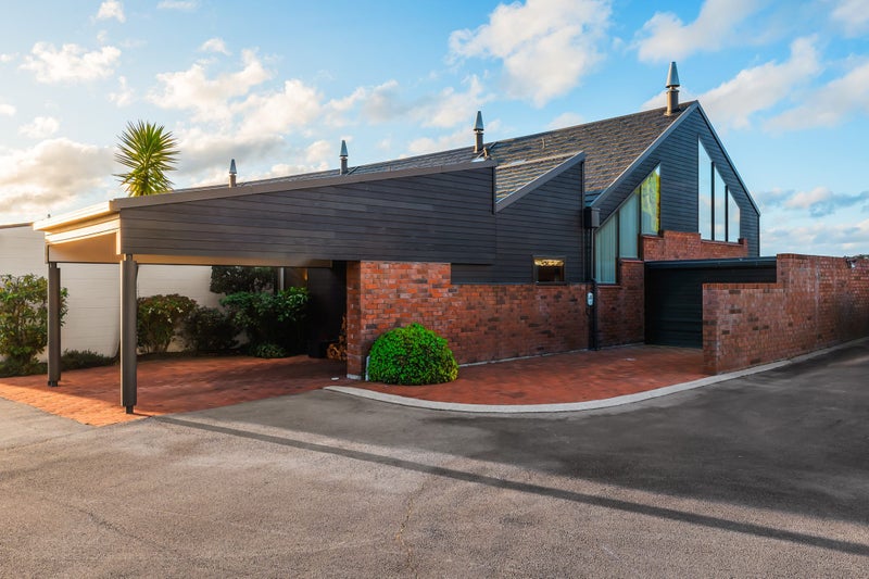 10/287 Lake Terrace, Two Mile Bay, Taupō - Carousel 2