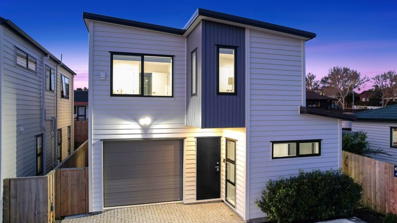 152C Botany Road, Botany, Auckland - Carousel 1