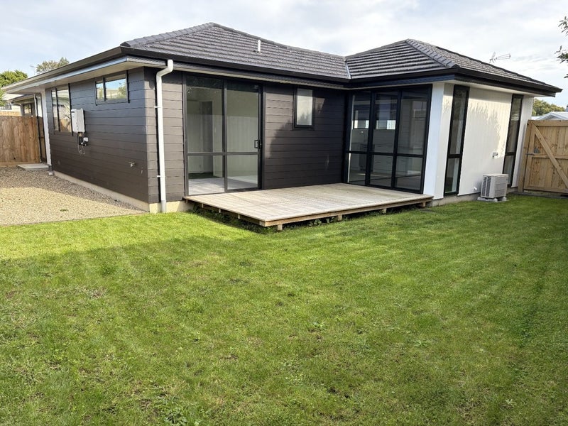 7A Emma Place, Pukete, Hamilton - Carousel 2