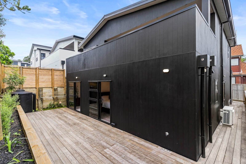 4C Worcester Road, Meadowbank, Auckland - Carousel 11