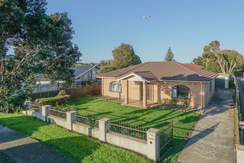 308 Weymouth Road, Clendon Park, Auckland - Carousel 1