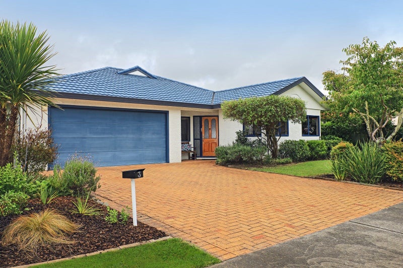 3 Knightsbridge Place, Taradale, Napier - Carousel 1