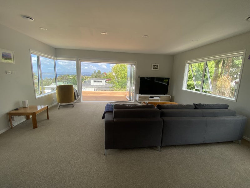 13A Sea Vista Avenue, Beach Haven, North Shore City - Carousel 2