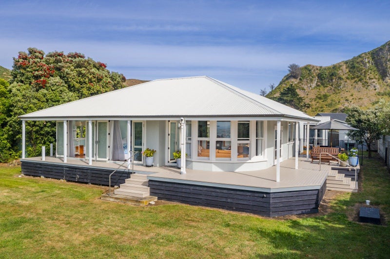 1225 Kairakau Road, Kairakau, Elsthorpe - Carousel 2