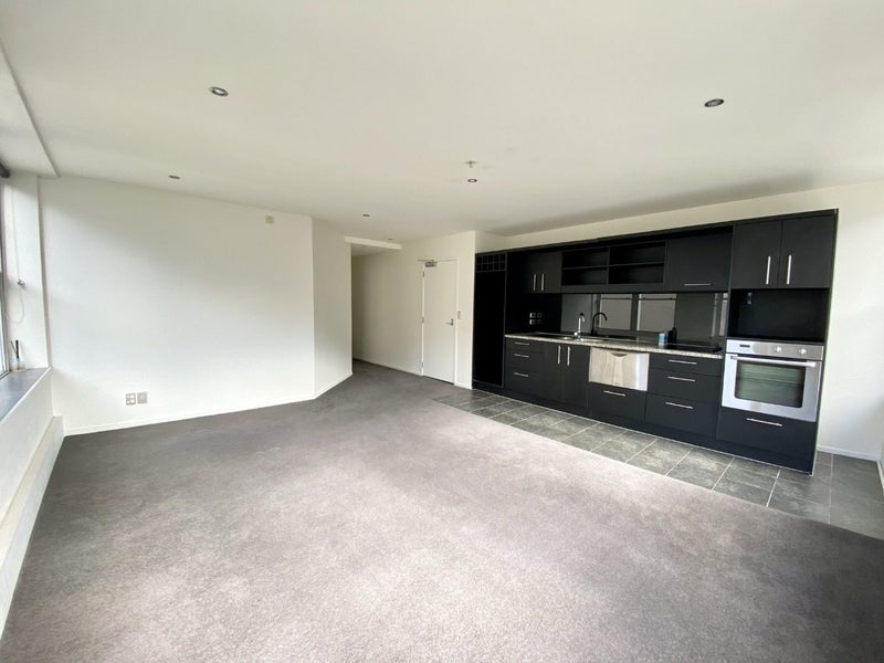 5D/123 Molesworth Street, Thorndon, Wellington - Carousel 2