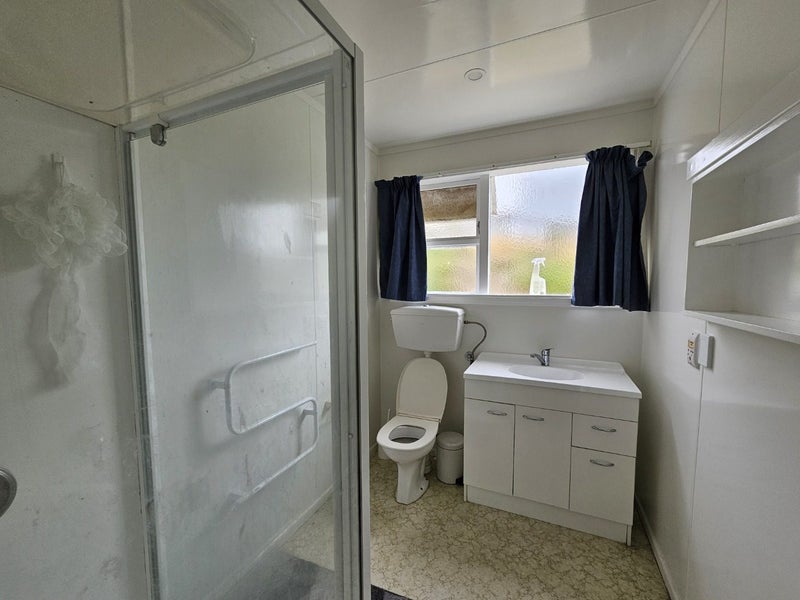 6 Kingsbridge Place, Newlands, Wellington - Carousel 10