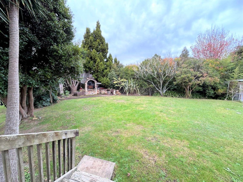 20 Meadow Crescent, Te Atatū South, Auckland - Carousel 27