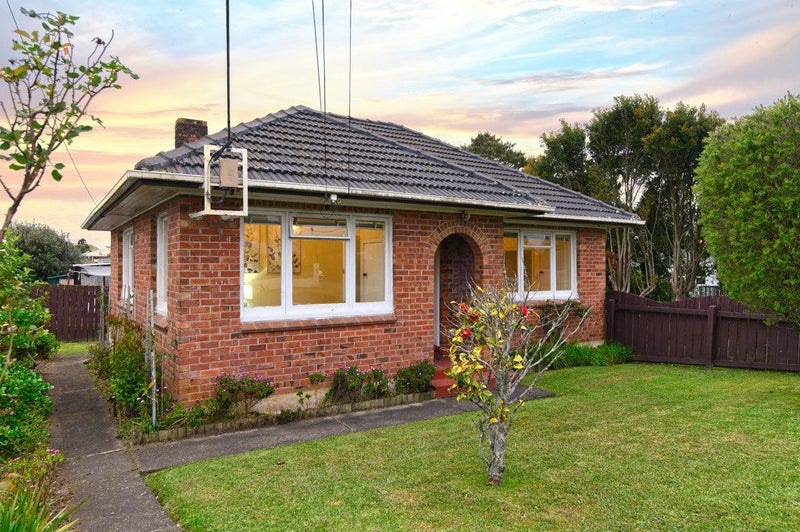 1/16 Karaka Street, New Lynn, Auckland - Carousel 2